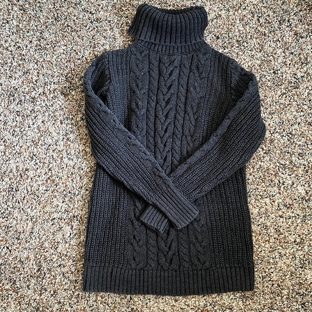 Cotton Cable Knit Turtleneck Sweater